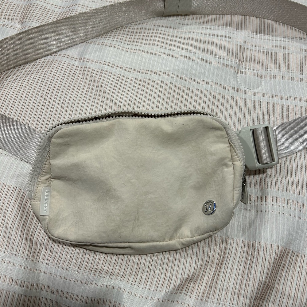 cream lululemon belt bag